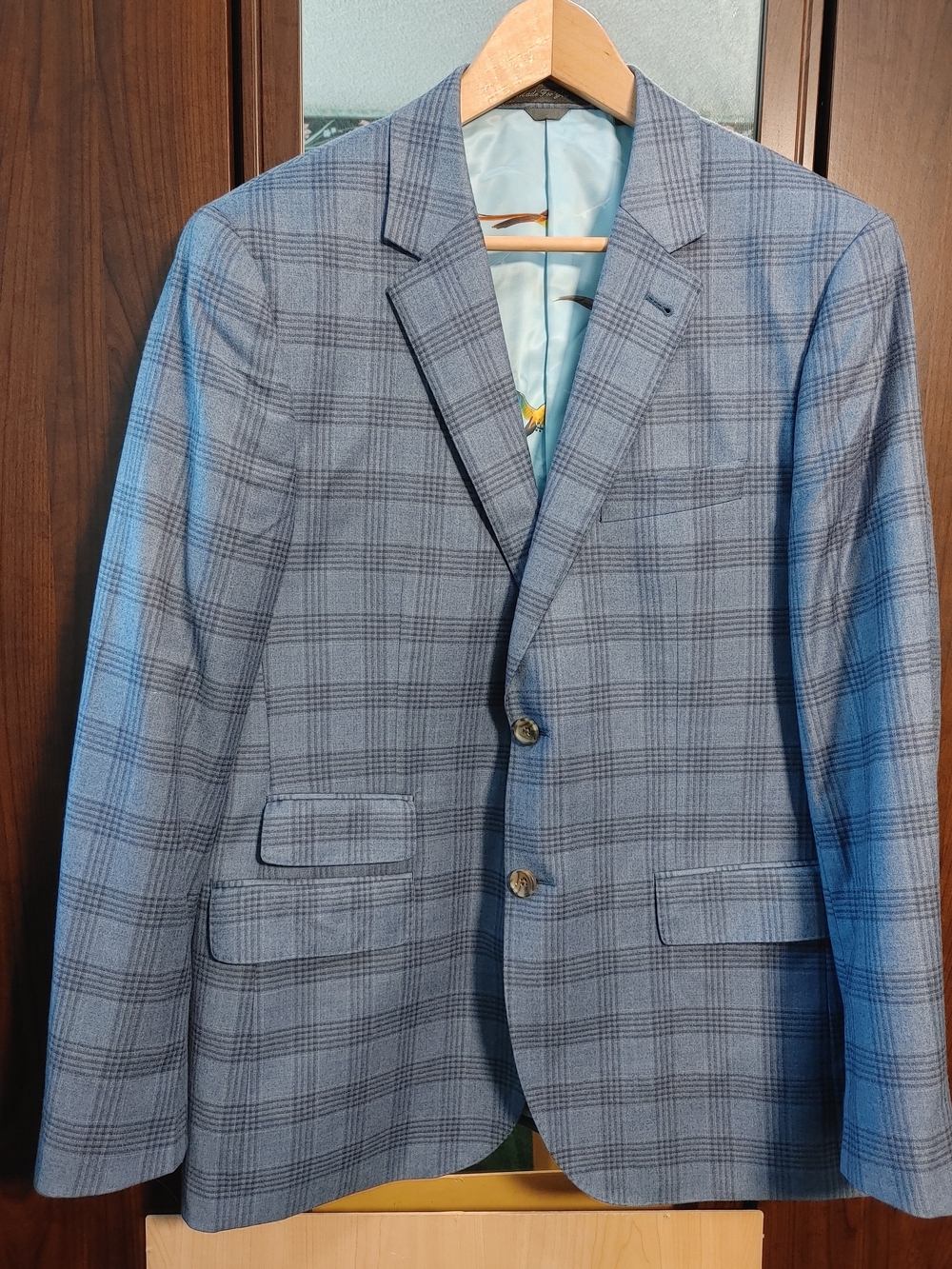 Light Blue Plaid Men's Sport Coat - Tailored Two-Button Blazer